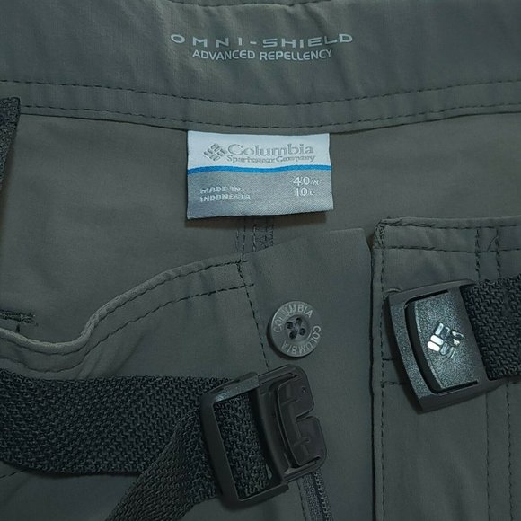 Lot 2 Columbia Omni-Shield Cargo Shorts Mens 40x10 Gray Black Nylon Blend Belted - Picture 12 of 12